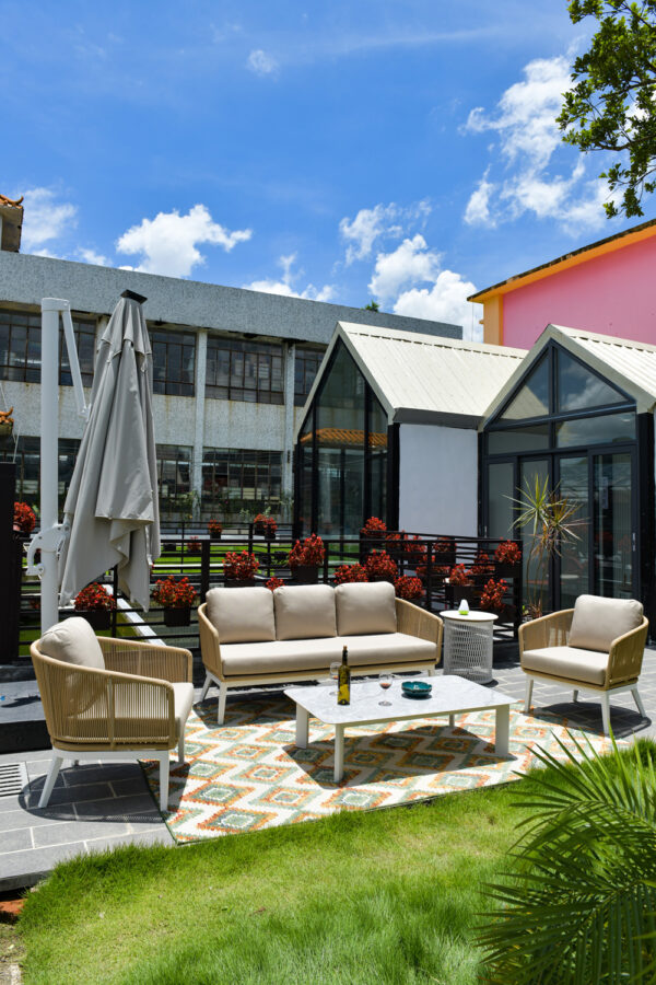 N2308D Two-Seater Sofa Outdoor